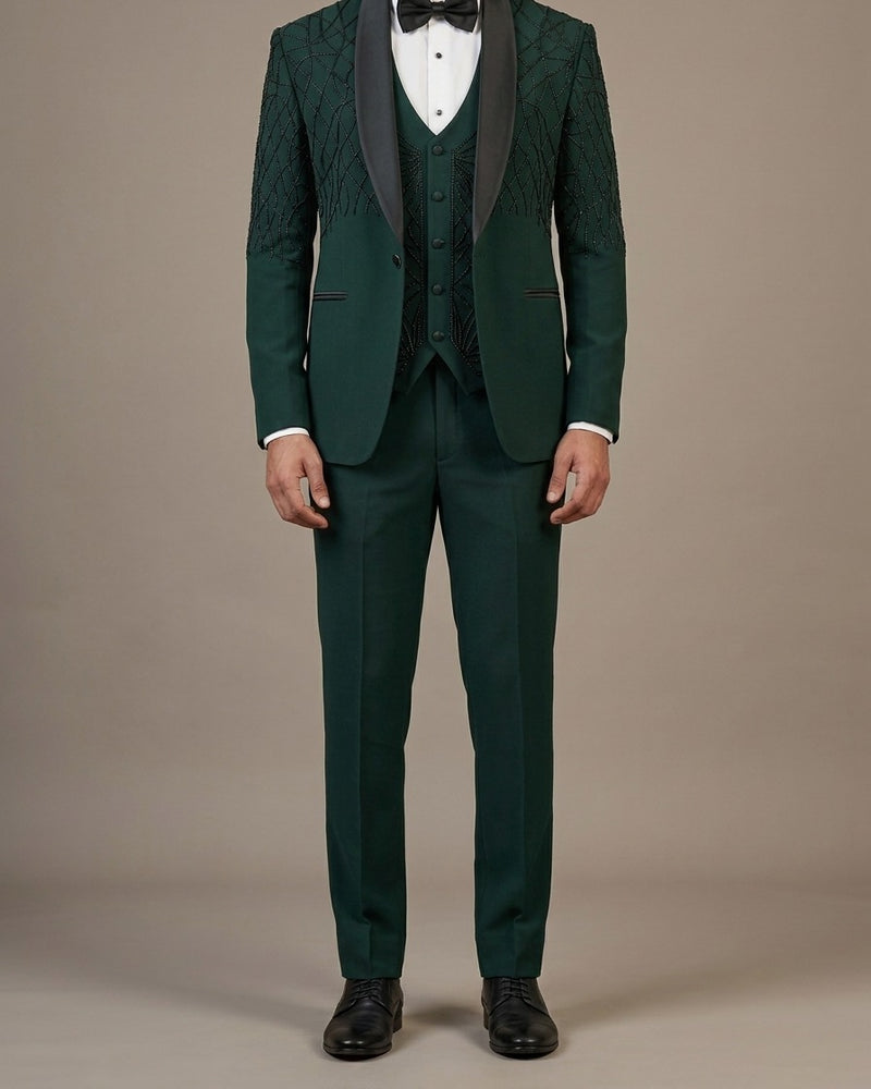 Emerald Green Geometric Three-Piece Tuxedo – three-piece with jacket, waistcoat and trousers